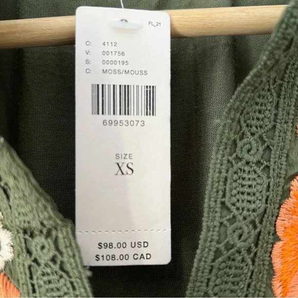 Anthropologie TINY Floral Embroidered Green Top NWT - Picture 6 of 7